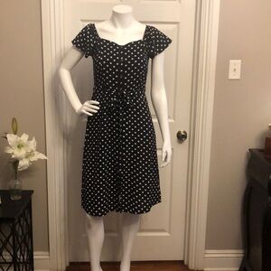 Monteau Los Angeles Size M pullover short sleeve black n white dress lin…